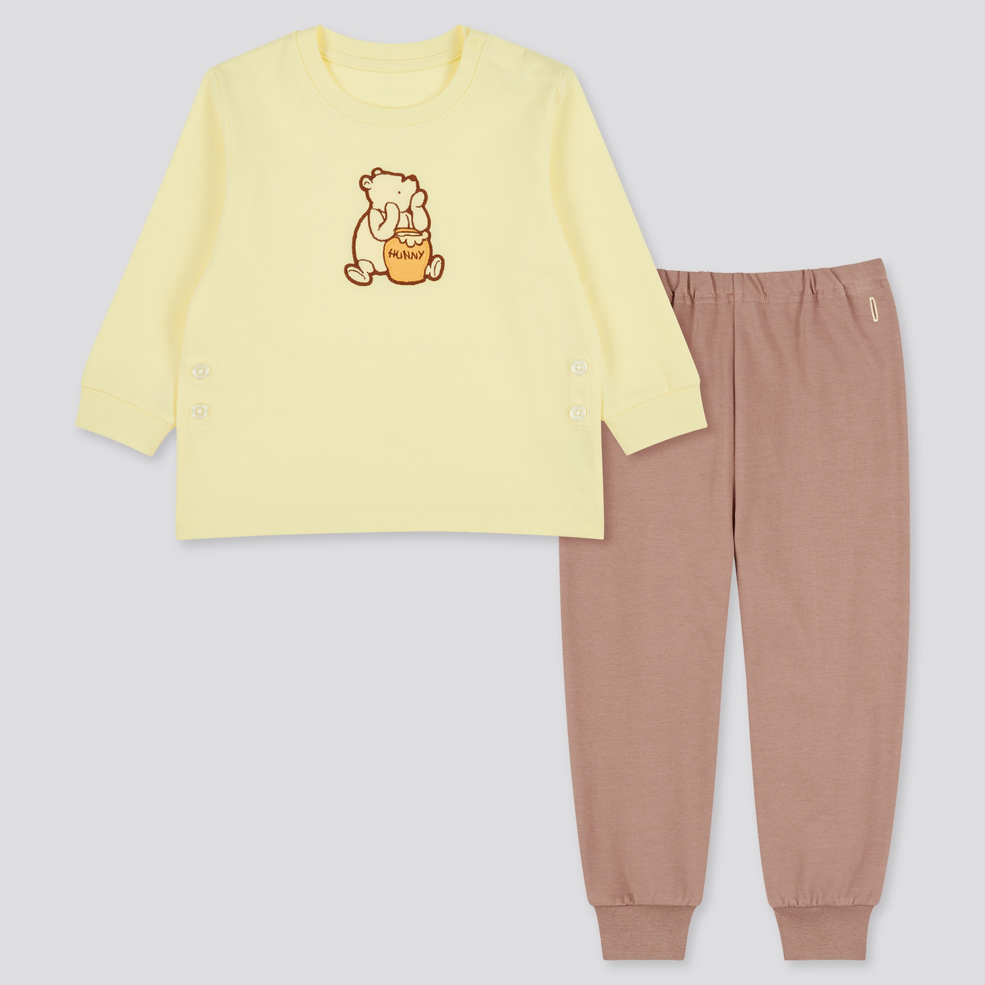 Uniqlo winnie store the pooh baby