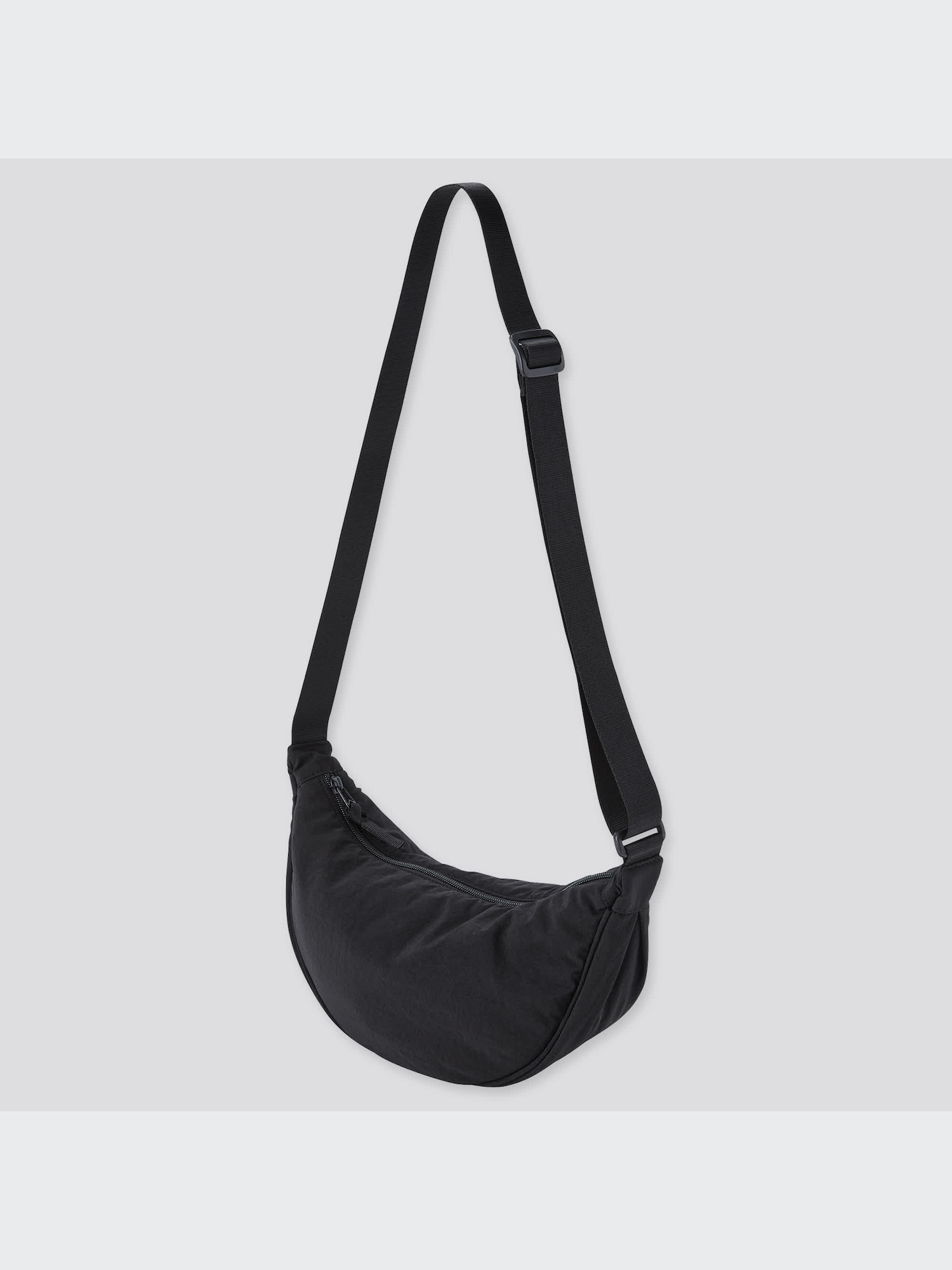 UNIQLO Round Mini Shoulder Bag | StyleHint