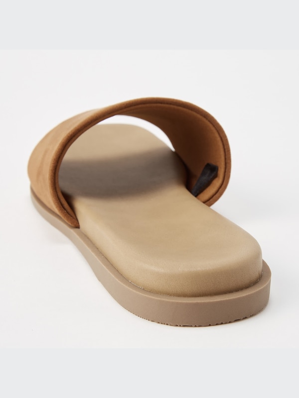 Comfort Feel Flat Mules