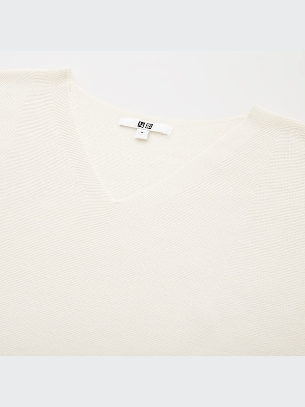 3D Knit Cotton V-Neck Sweater