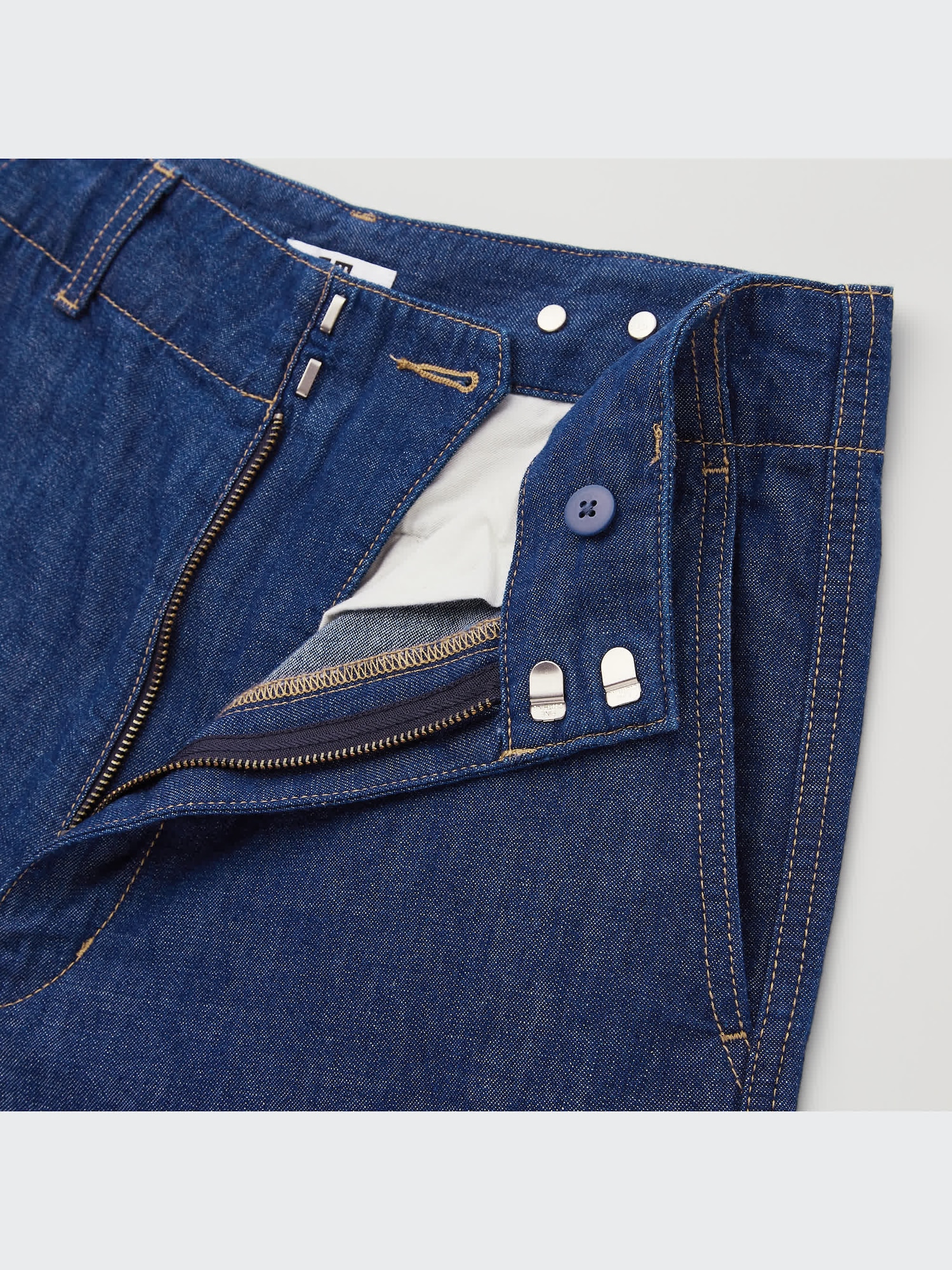 デニム・ジーパン 25SS   Low rise relaxed fit lightweight denim Women's Low-Rise Light Wash Relaxed Straight Jeans | Women's