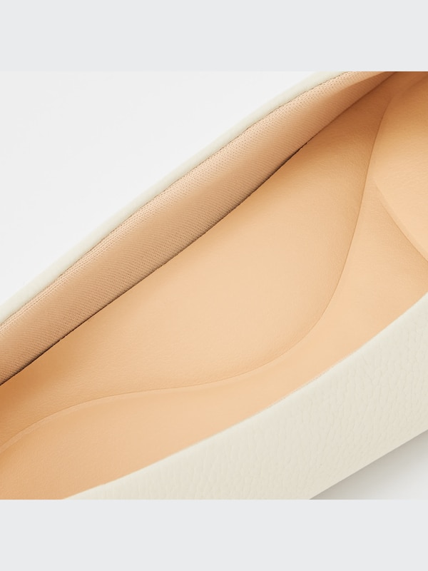 Comfort Feel Touch Round-Toe Flats