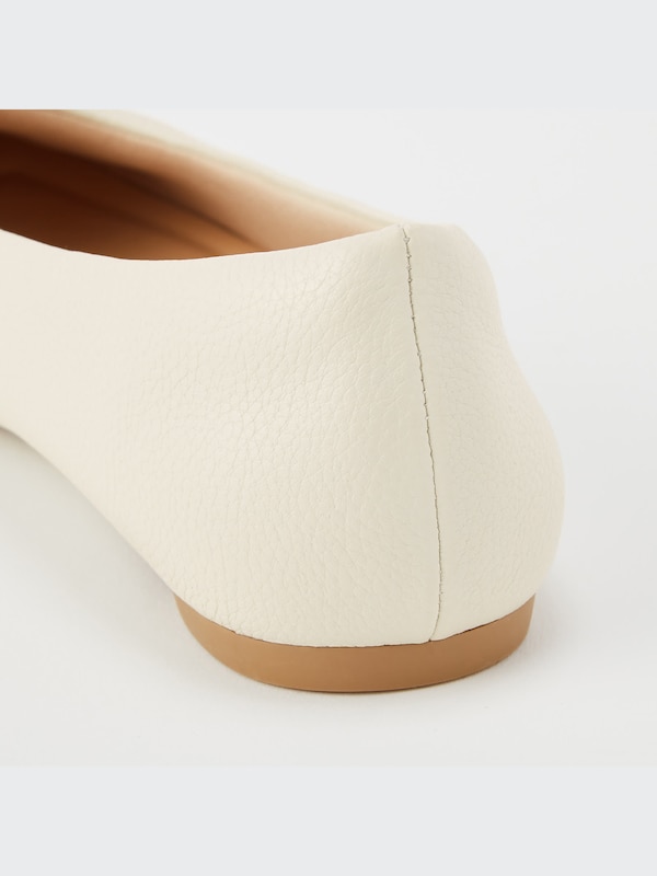 Comfort Feel Touch Round-Toe Flats