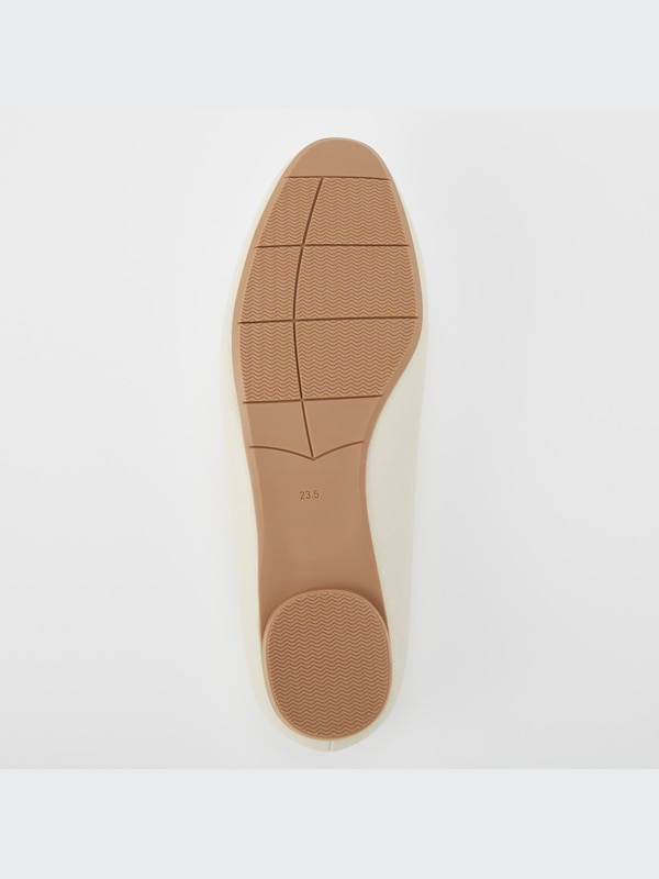 Comfort Feel Touch Round-Toe Flats