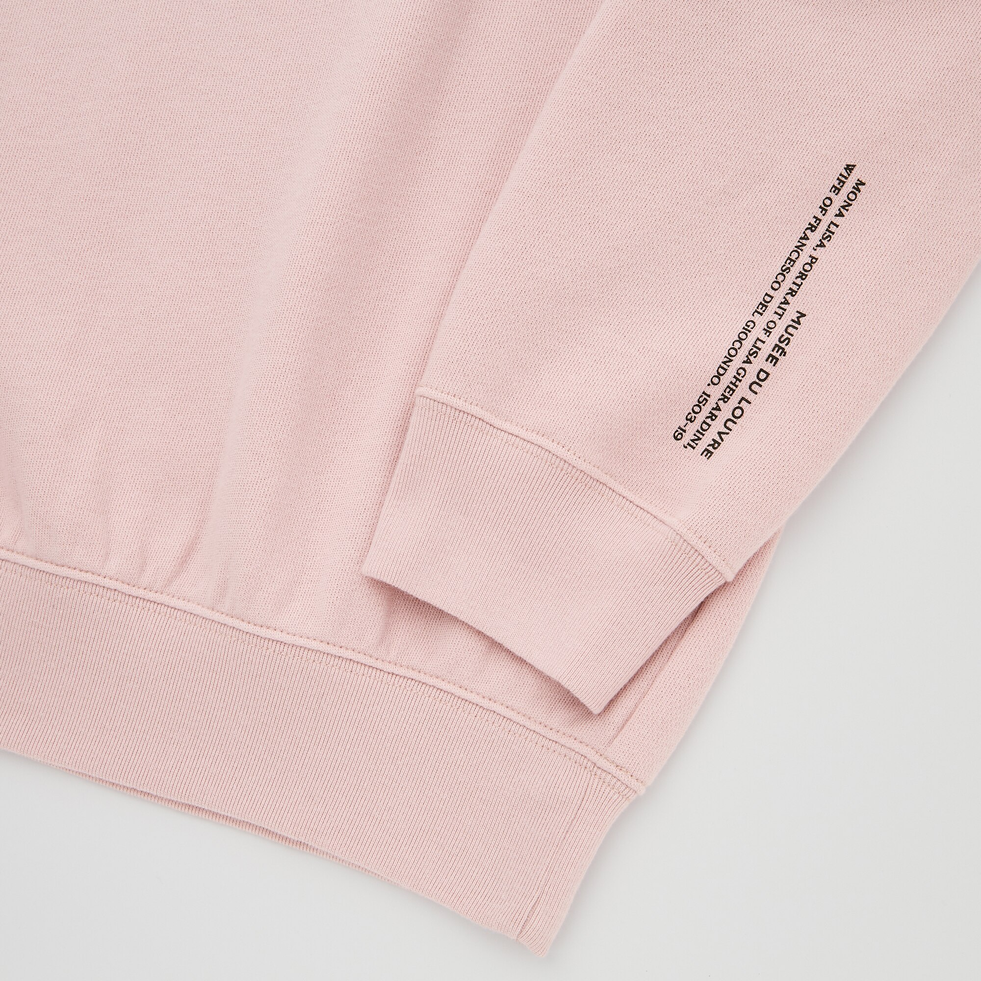sweat uniqlo louvre
