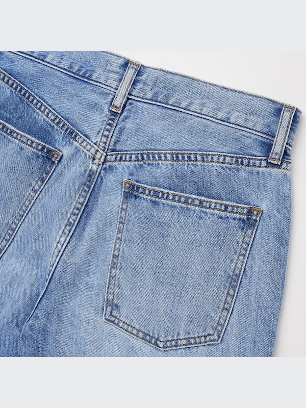 Relaxed Tapered Ankle Jeans