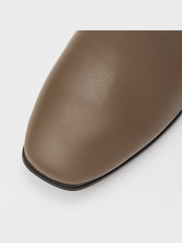 Comfort Feel Side-Zip Short Boots