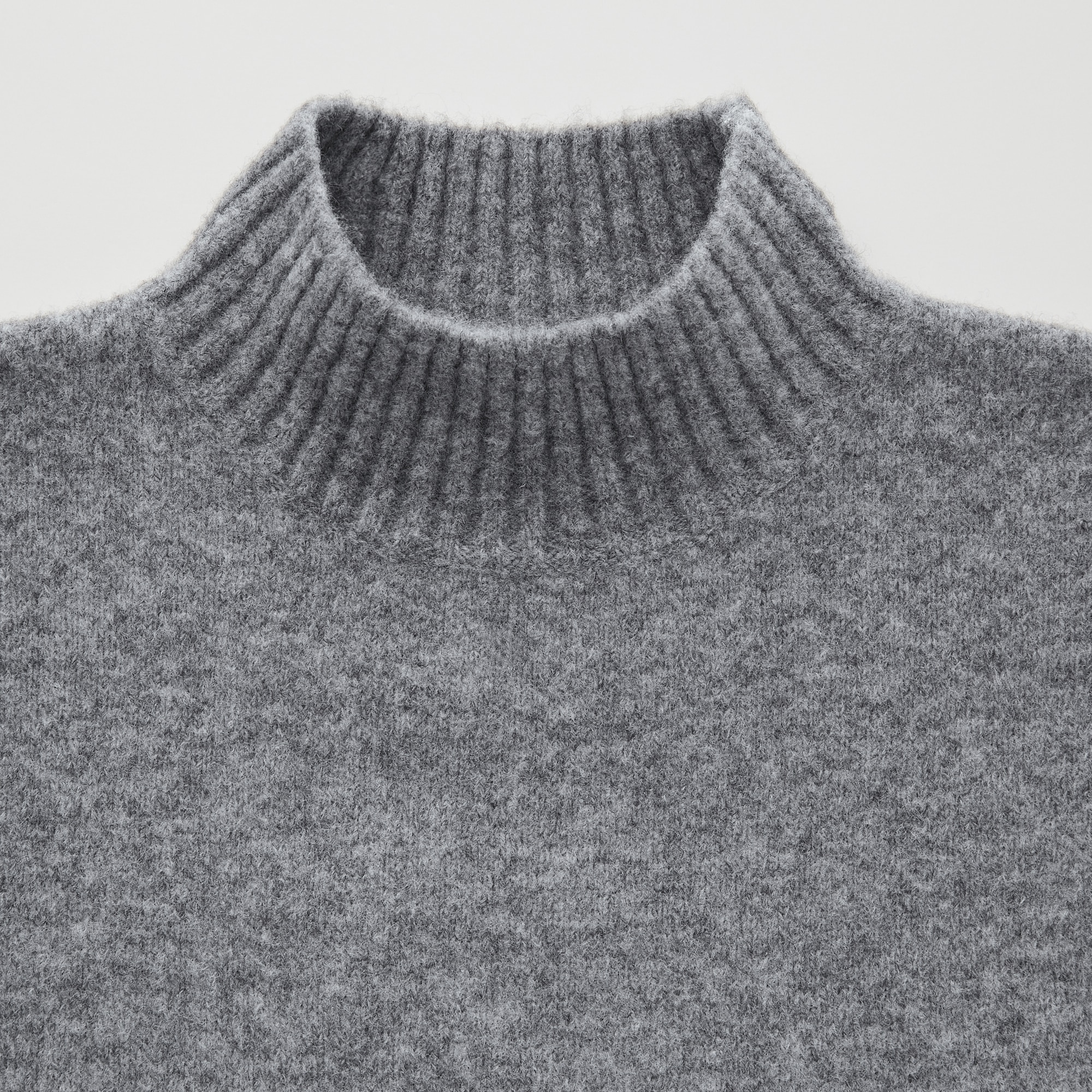 Uniqlo mock neck on sale sweater