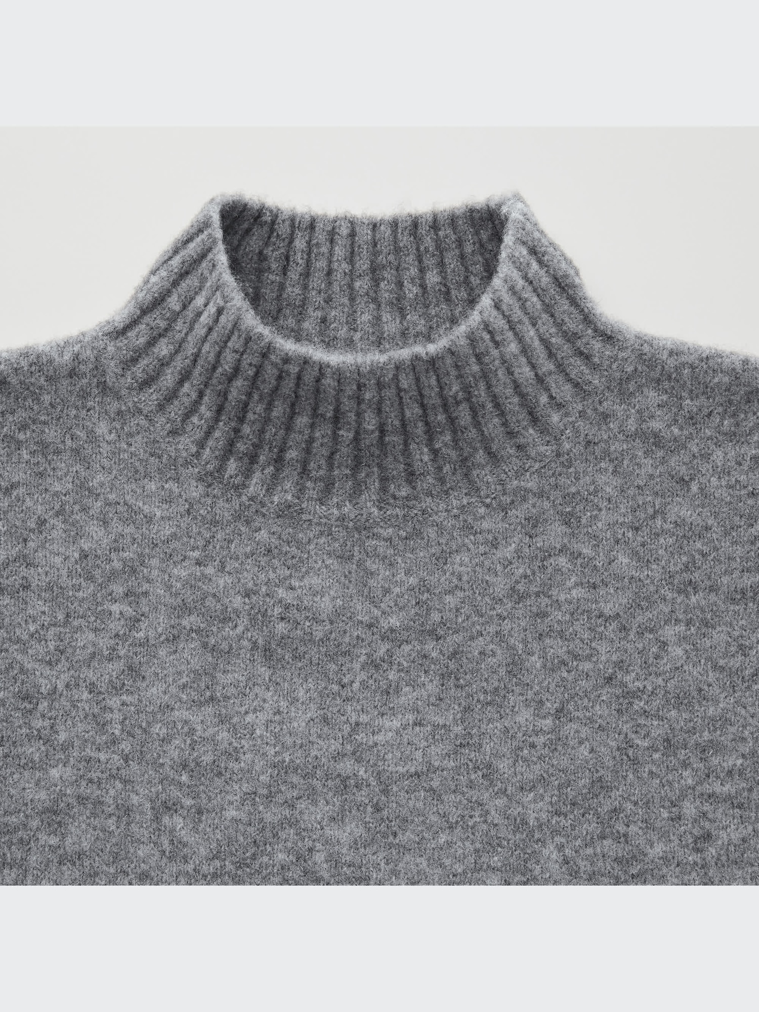 Souffle Yarn Mock Neck Sweater UNIQLO US