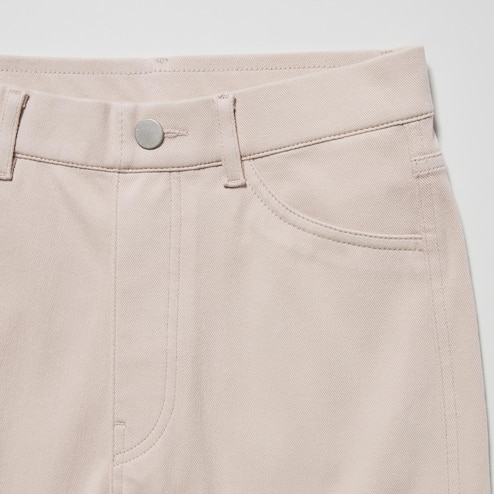 UNIQLO Global  Ultra Stretch Legging Pants are a chic, form