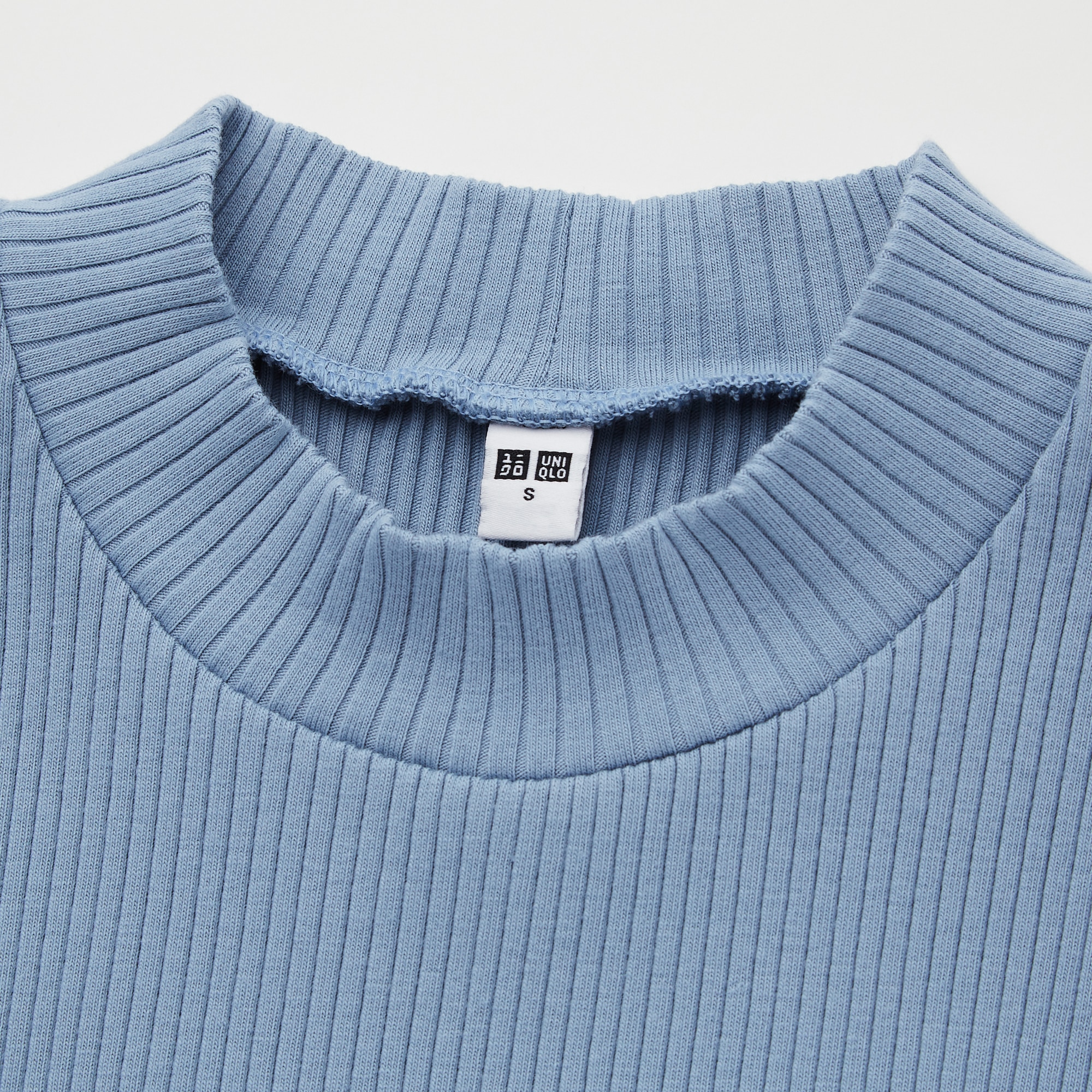 uniqlo ribbed high neck