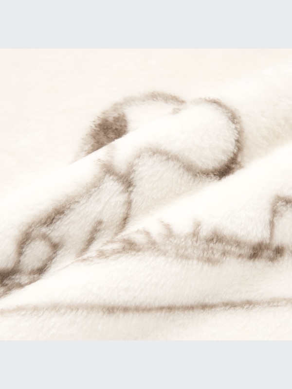 Peanuts Holiday HEATTECH Blanket