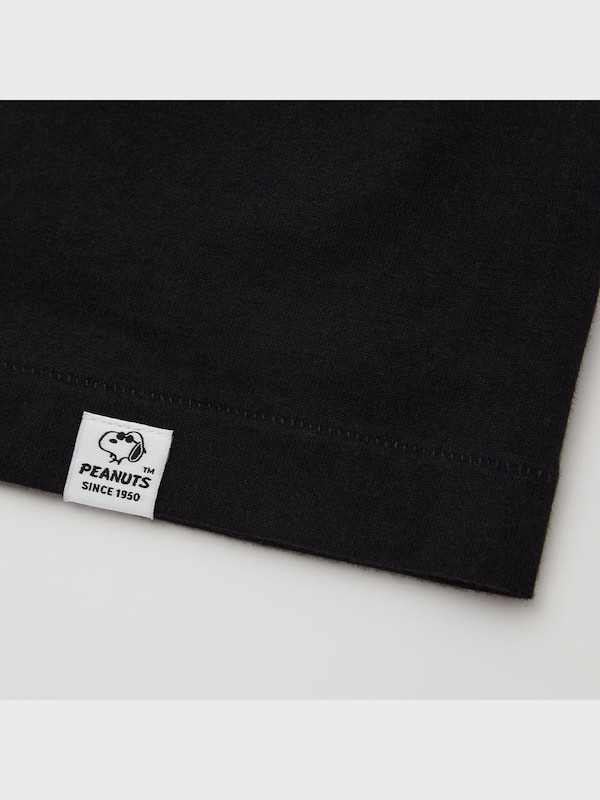 Peanuts UT (Short-Sleeve Graphic T-Shirt)