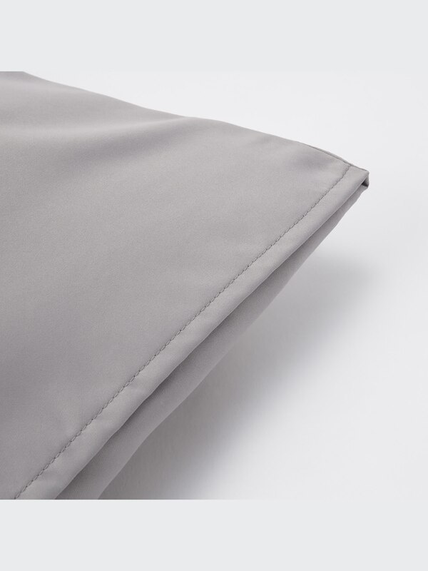AIRism Large Pillowcase