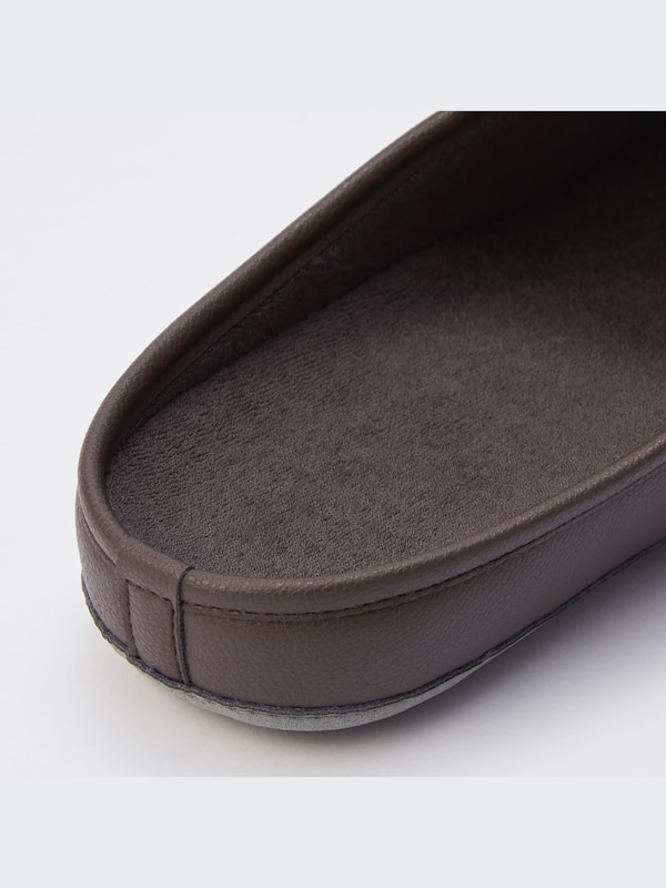 FAUX LEATHER WASHABLE ROOM SHOES