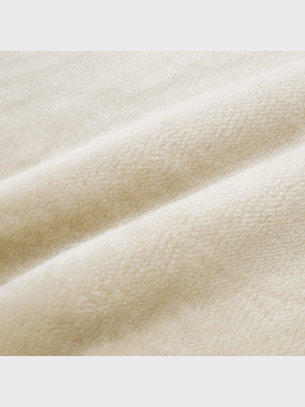 HEATTECH Medium Pillow Case