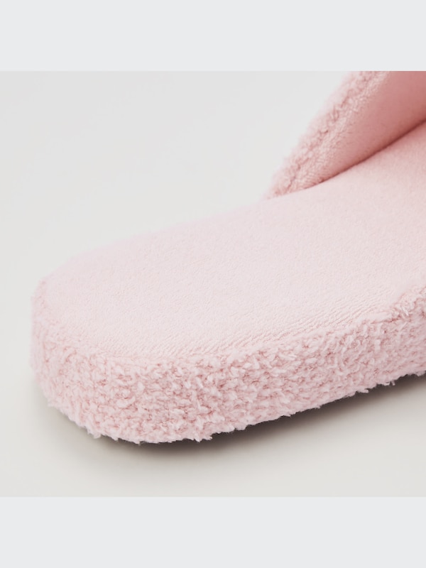 Peanuts Slippers
