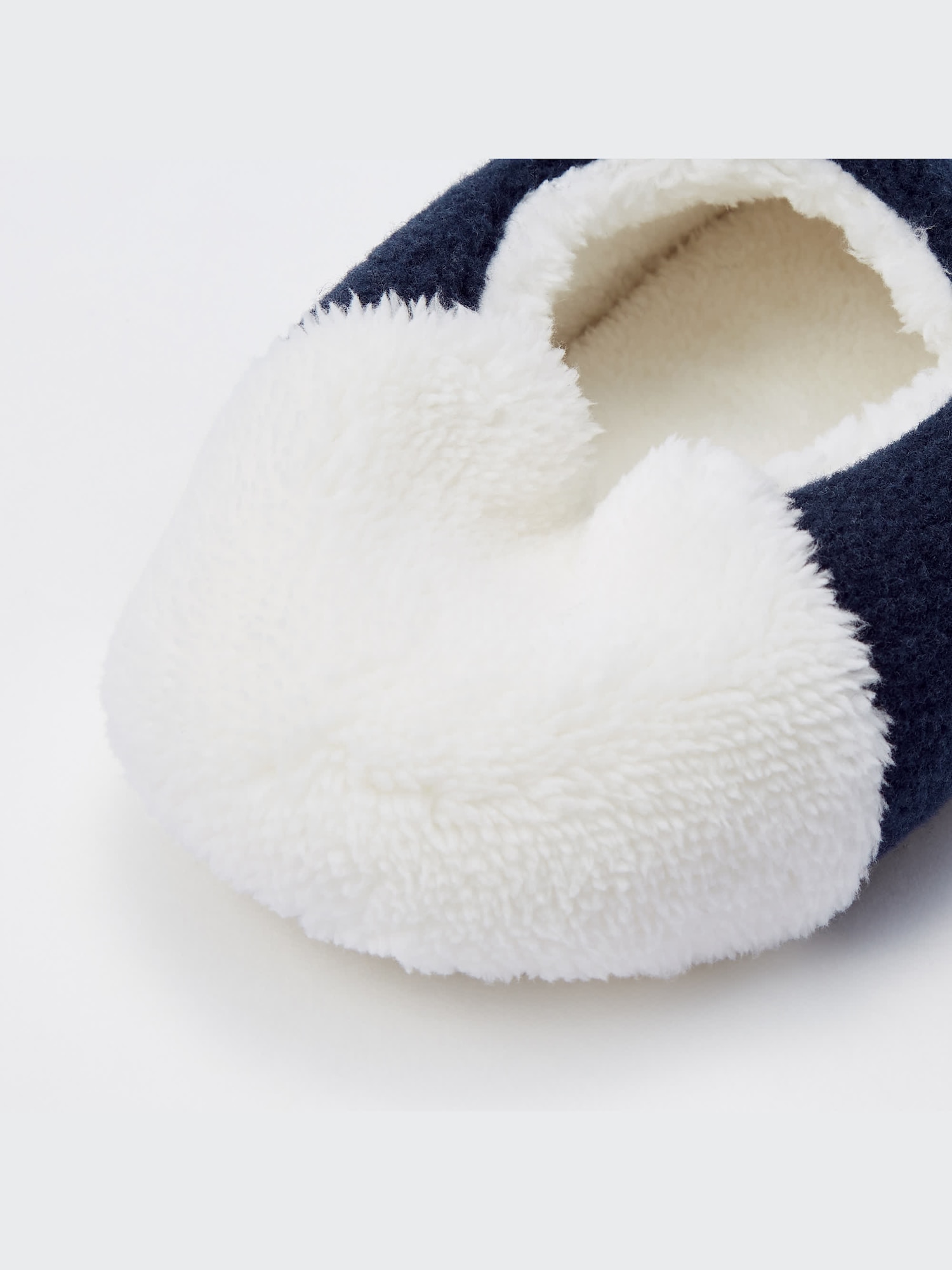 Women's Peanuts Fleece Room Shoes | UNIQLO US