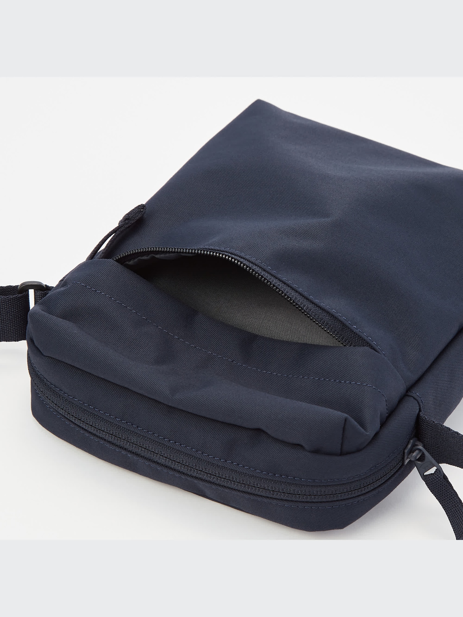 Mini Shoulder Bag | UNIQLO US Mini Shoulder Bag | UNIQLO US