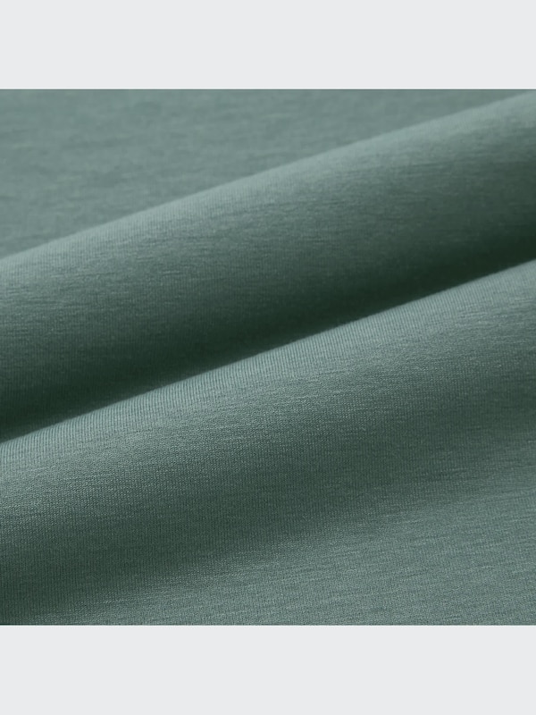 AIRism Seamless Boat Neck Short-Sleeve Long T-Shirt