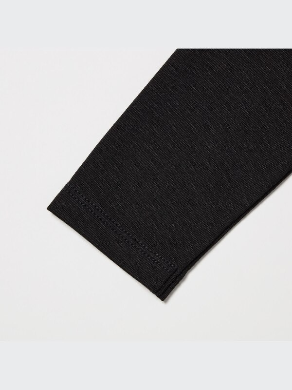 HEATTECH Turtleneck Long-Sleeve T-Shirt