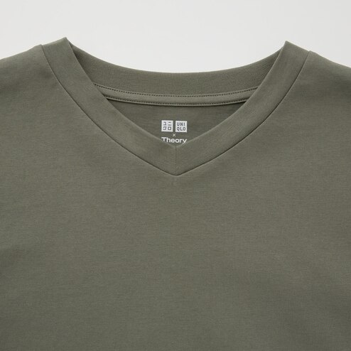 uniqlo v neck shirt