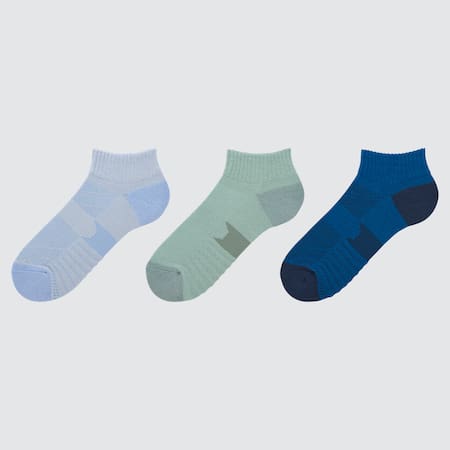 Women Short Sports Socks (Three Pairs)