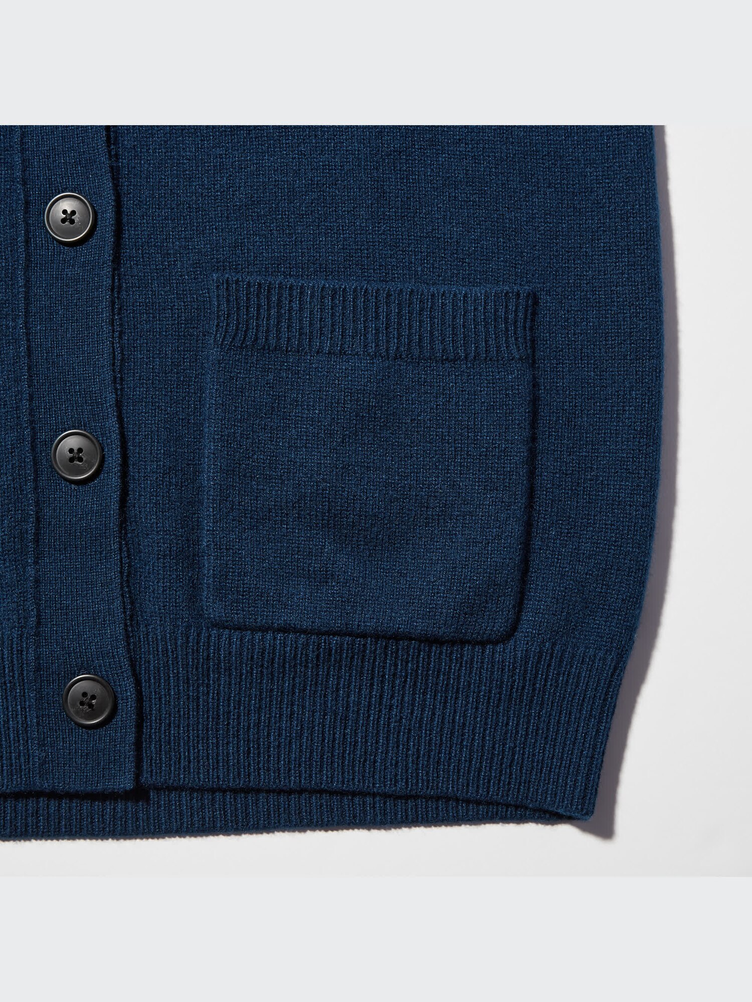 カシミヤブレンドVネックカーディガン／UNIQLO＋J Women's +J Middle Gauge Cashmere Blend V-Neck Long-Sleeve Cardigan