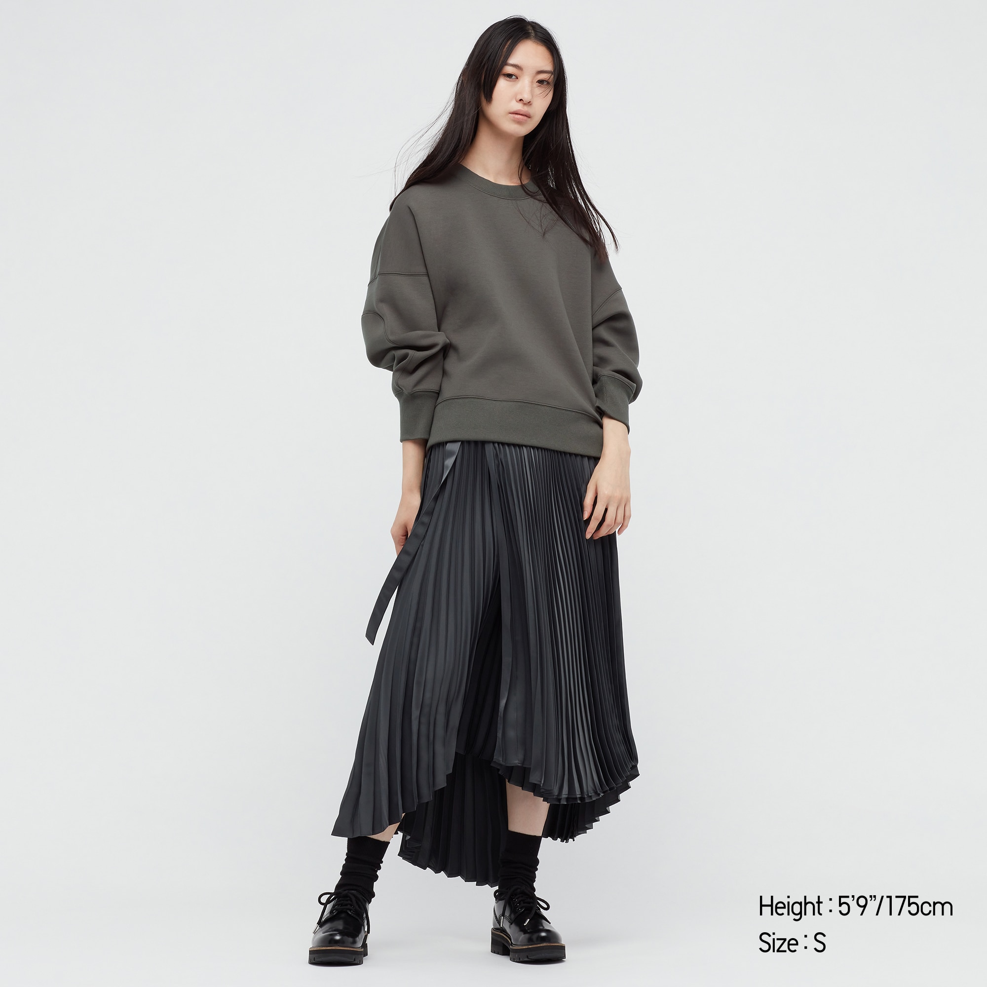 uniqlo cropped hoodie