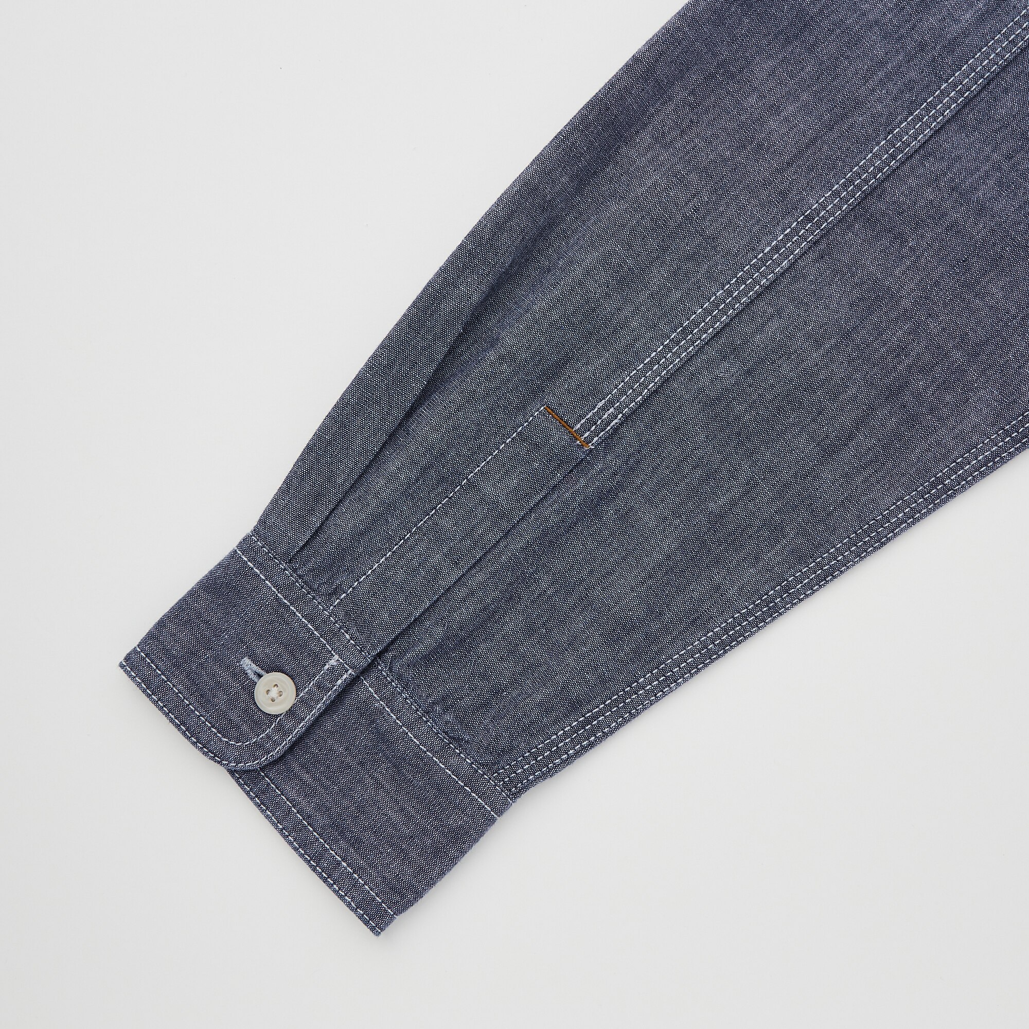 ليل uniqlo chambray shirt 