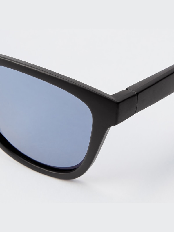 SPORTS WELLINGTON SUNGLASSES