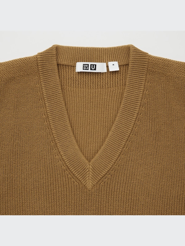 U V-Neck Vest