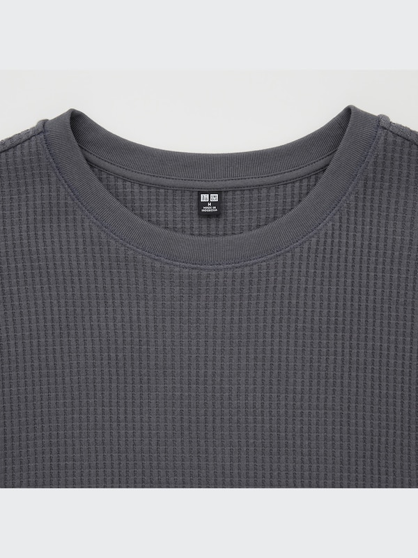 ROBE EN TISSU GAUFRÉ COL ROND
