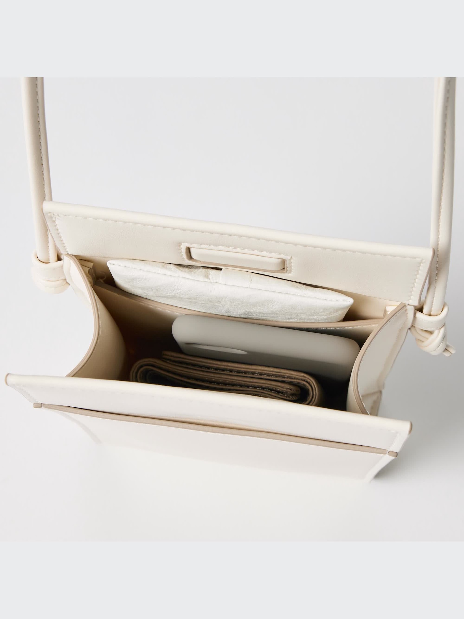 ★TOUT Y EST★ Focus Mini Crossbody OASBCB25_236 Faux-Leather Mini Utility Shoulder Bag | UNIQLO US