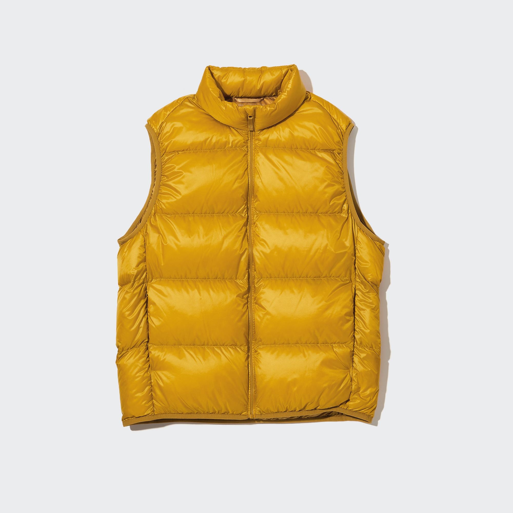 Check styling ideas for「SWEAT PULLOVER HOODIE、ULTRA LIGHT DOWN VEST (WIDE  QUILT)」