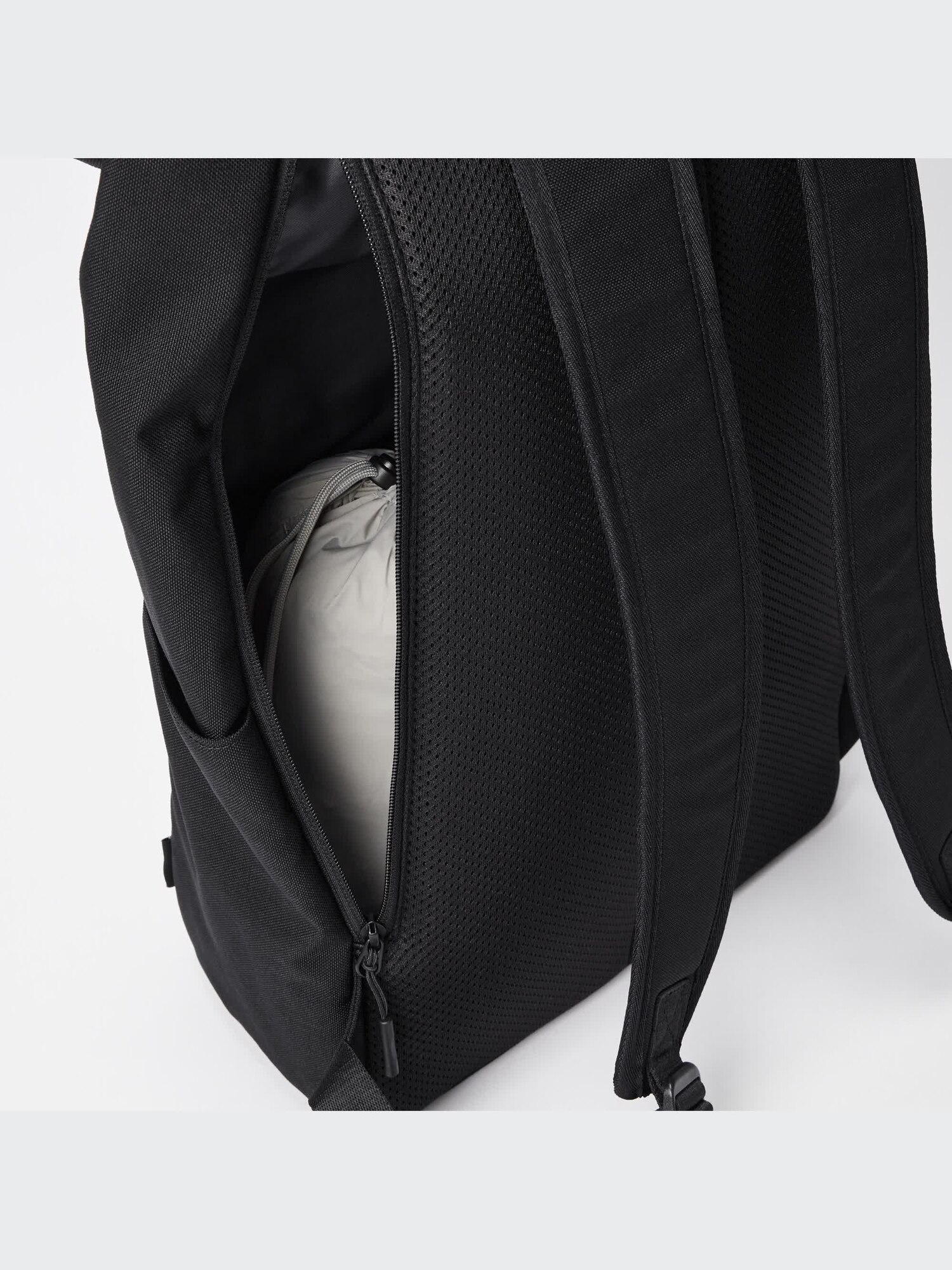 Roll Top Backpack | UNIQLO US