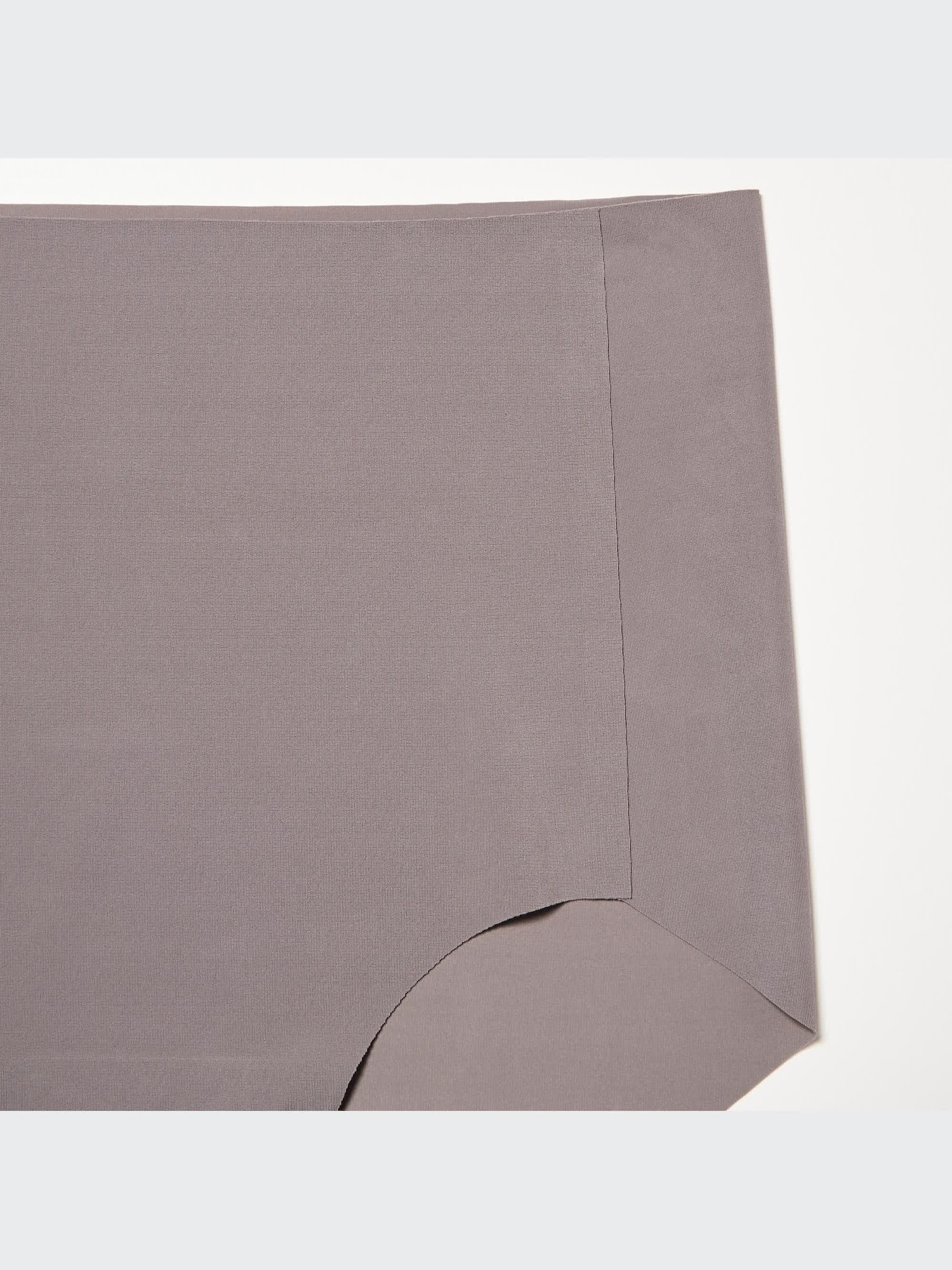 AIRism Ultra Seamless High-Rise Briefs - thumbnail 3