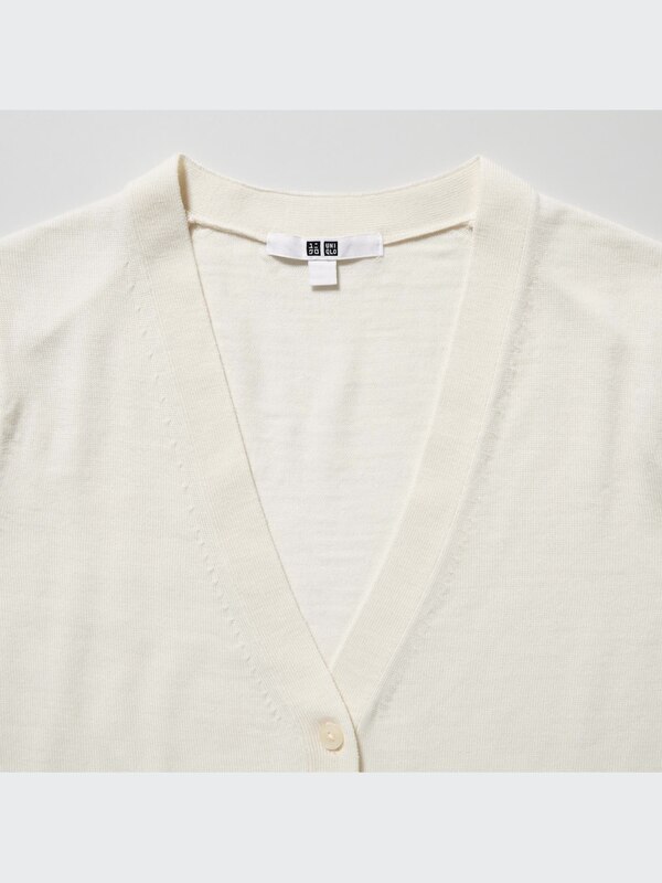 EXTRA FINE MERINO V-NECK CARDIGAN