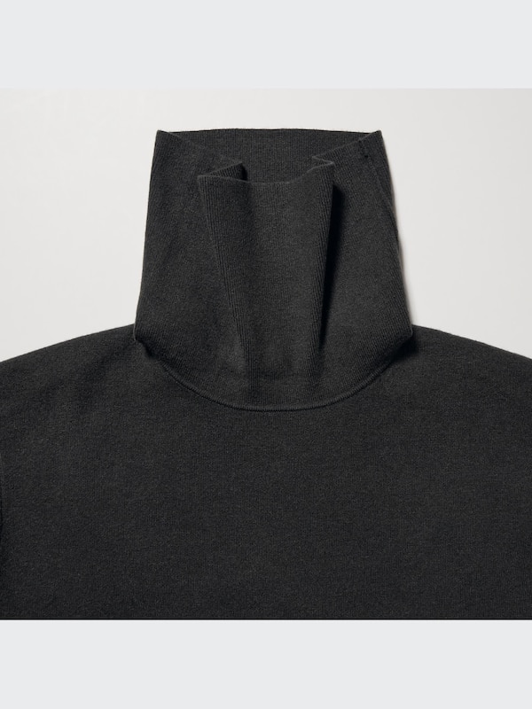 SOUFFLE YARN TURTLENECK SWEATER