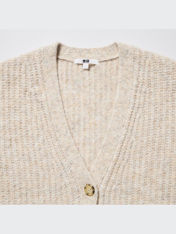 Low Gauge V-Neck Long-Sleeve Cardigan