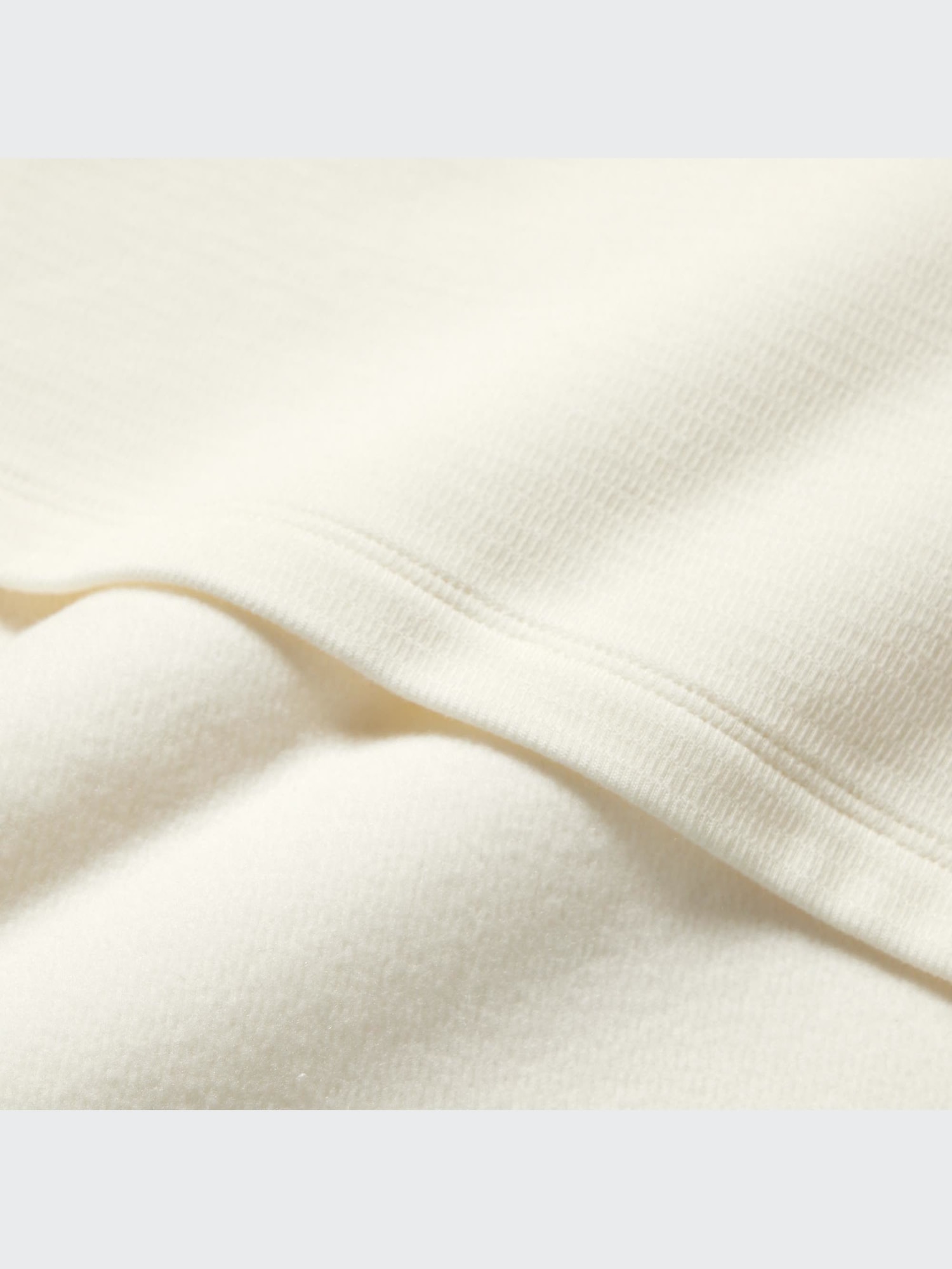 HEATTECH Ultra Warm Crew Neck Long-Sleeve T-Shirt (2022 Edition) - thumbnail 7