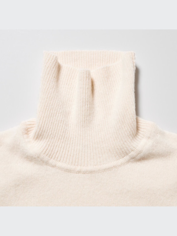 PREMIUM LAMBSWOOL TURTLENECK SWEATER