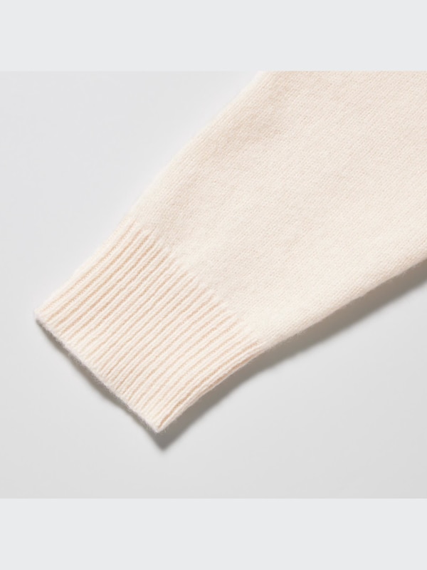 PREMIUM LAMBSWOOL TURTLENECK SWEATER