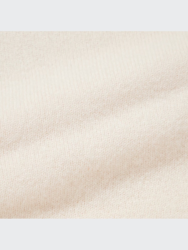 PREMIUM LAMBSWOOL TURTLENECK SWEATER