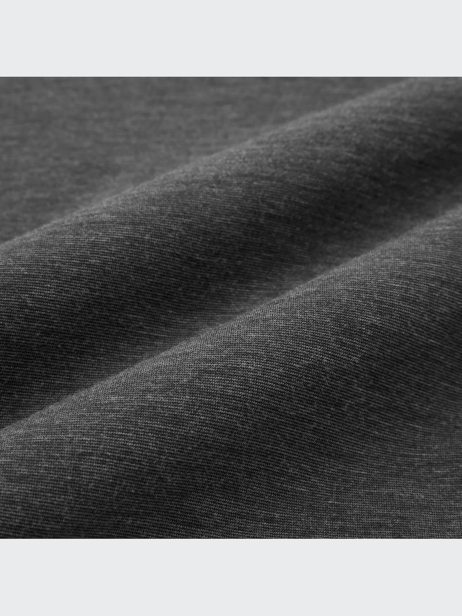 HEATTECH Turtleneck Long-Sleeve T-Shirt - thumbnail 2
