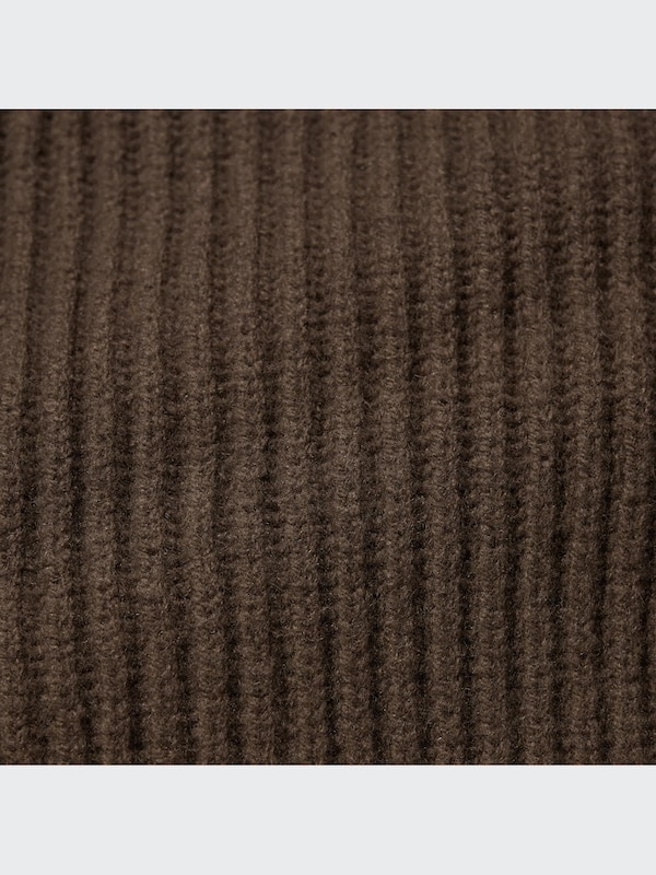 U Premium Lambswool Ribbed V-Neck Cardigan