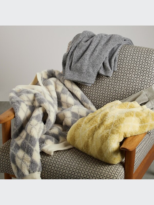 FLUFFY FLEECE SET