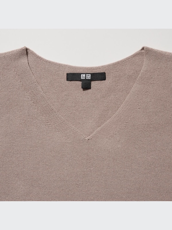3D KNIT COTTON V-NECK DRESS