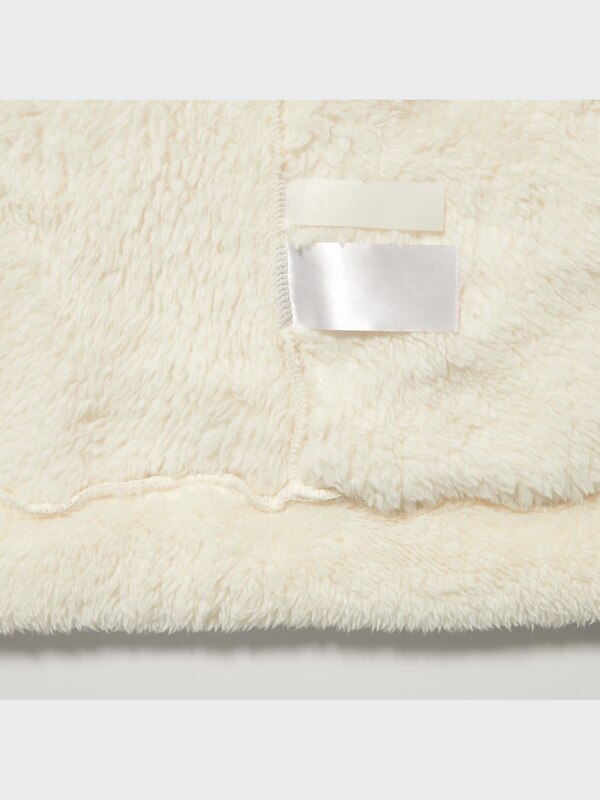 Fluffy Yarn Fleece Vest
