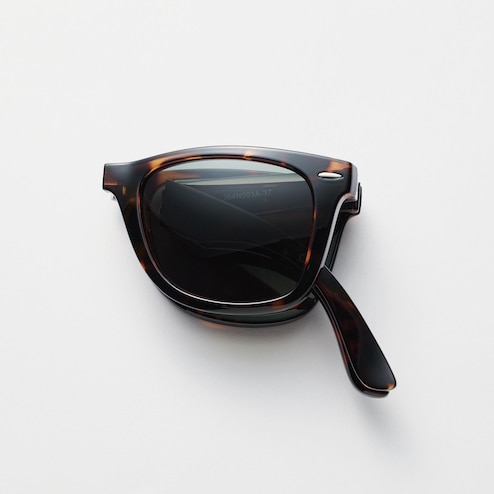 Clix Unisex Adult Sunglasses Foldable Compact Fashion UV400 Mirror Colour  Lens 